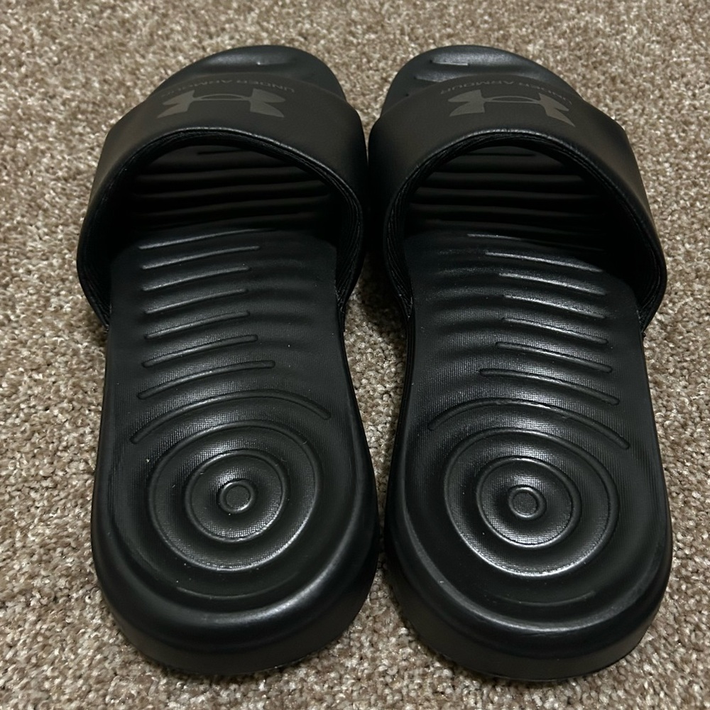 NWOT UA Ignite Select - Picture 5 of 9